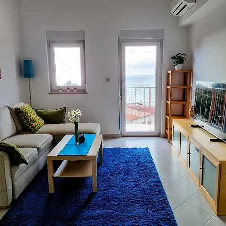 Gina Seaview 아파트 *